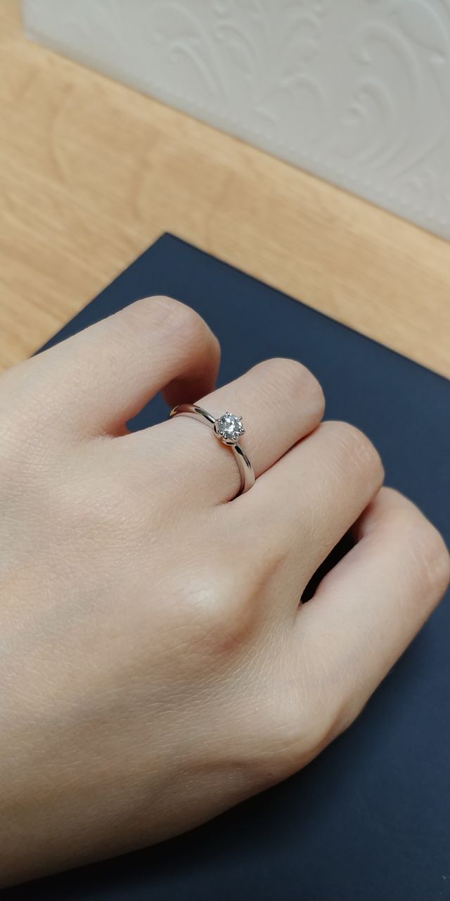 ハダル-S　9号の婚約指輪です。