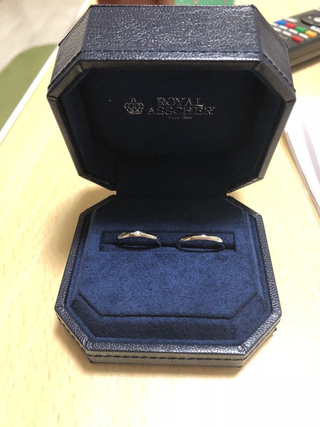 ロイヤルアッシャー   シンプルで上品な指輪 
