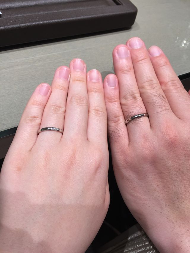 二人でつけた写真です。