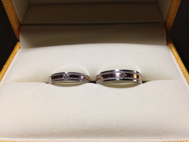 結婚指輪だけにして、その分フルオーダーで想いを込めました。
