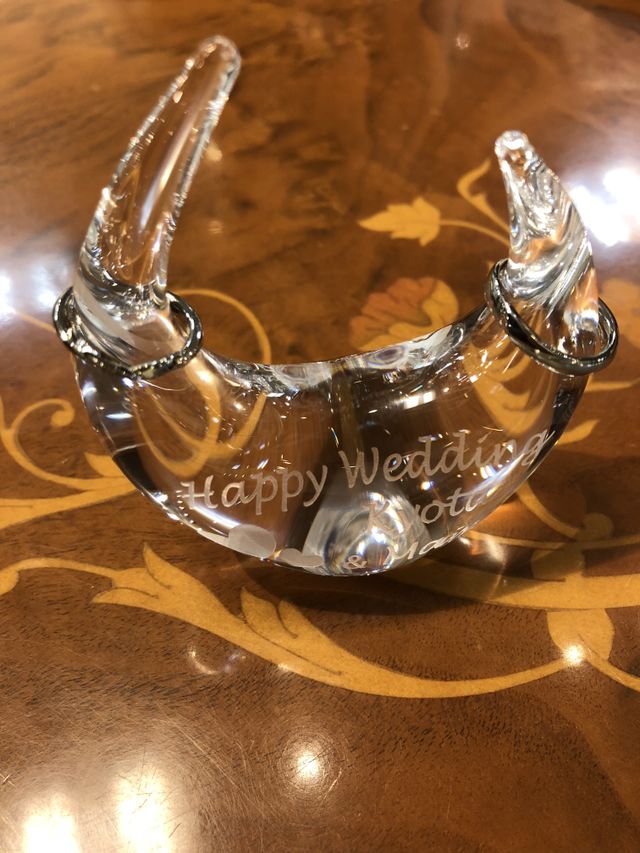 お店からプレゼントのリングピローに結婚指輪