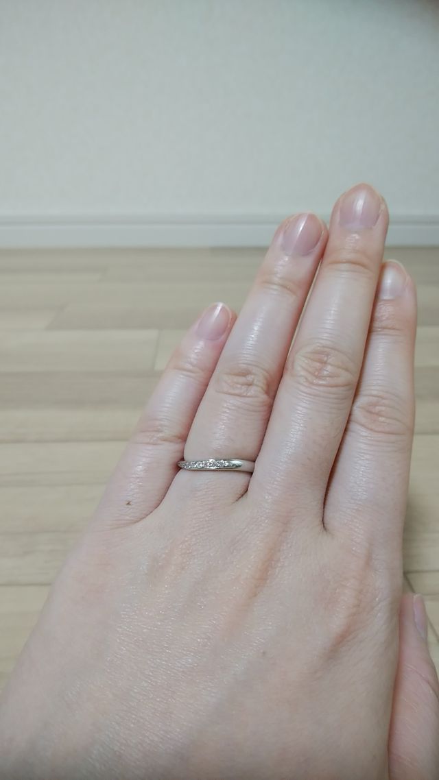 COLANYというブランドを購入しました。