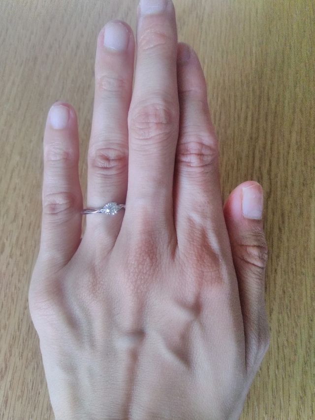 NIWAKAの婚約指輪です。