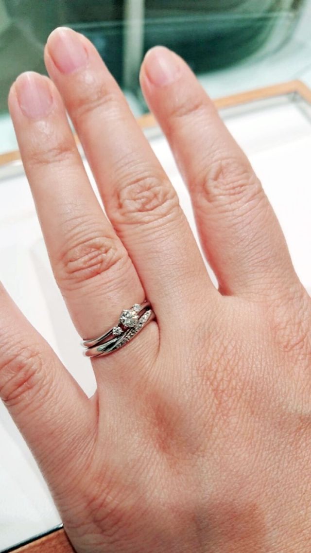 エンゲージ+マリッジリング試着時