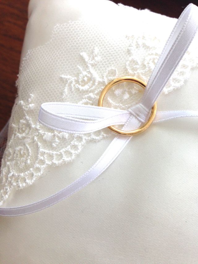 内側には名前の頭文字と購入した日付をいれました