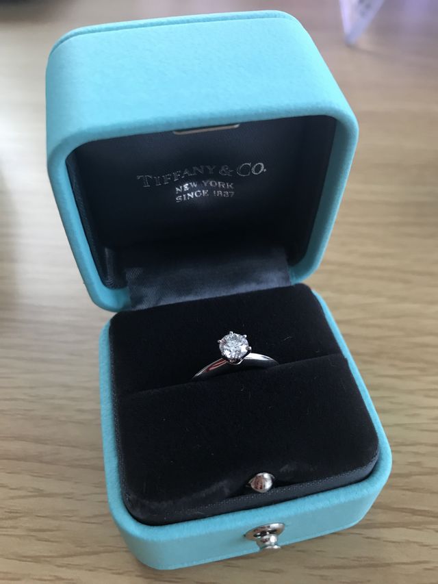 ティファニーブルーボックス