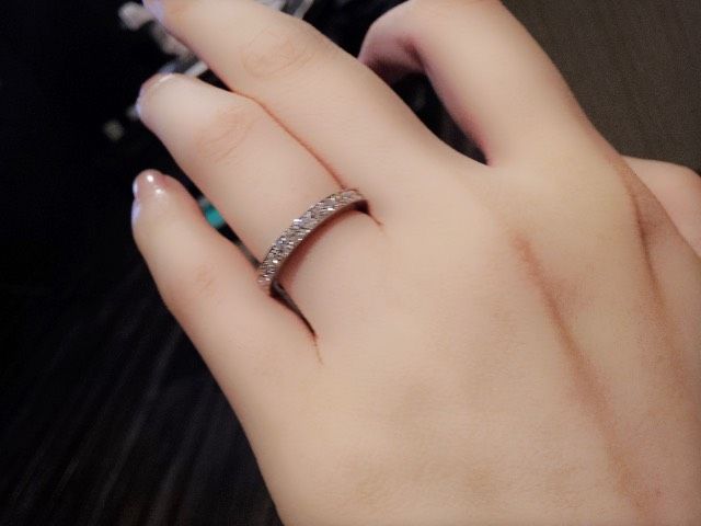 シンプルなハーフエタニティ