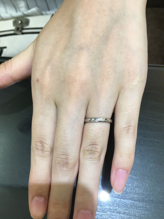 サムシングブルーの指輪です