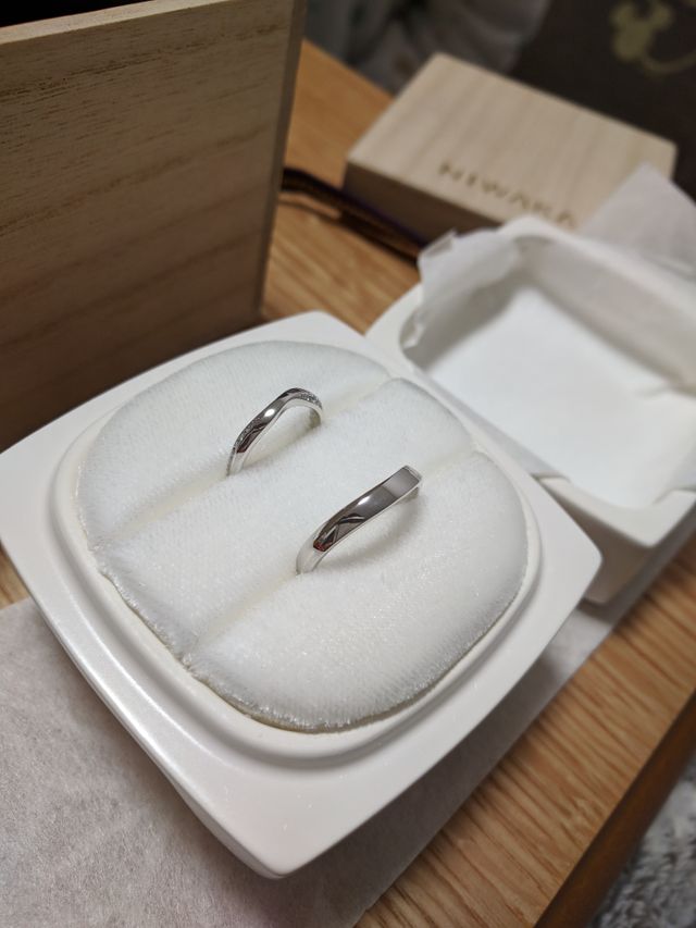 男性女性ともに茜雲です。