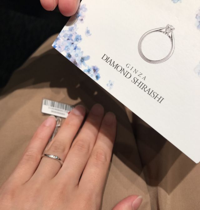 ぼやけていてすみません、試着時のものです