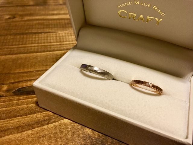 素材違いでも槌目・つや消しで統一感を♬