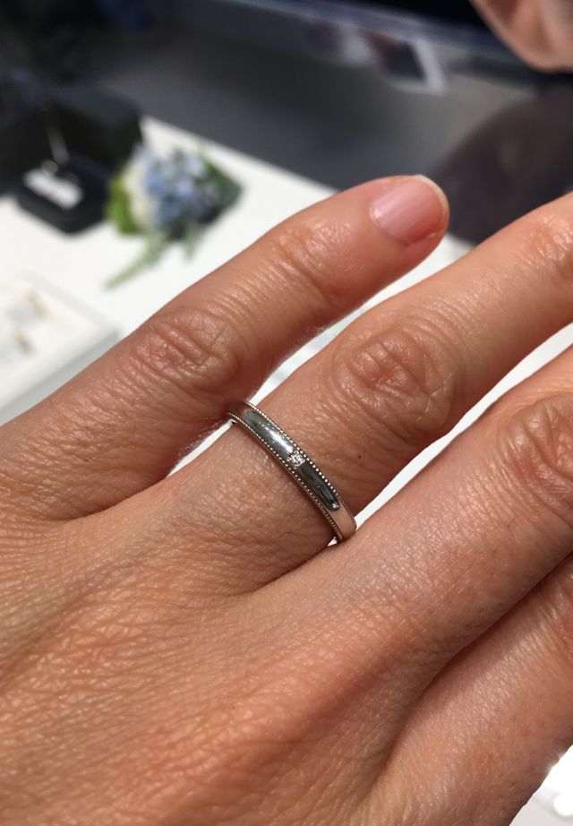 上下ミル打ちで、ダイヤモンドを入れています