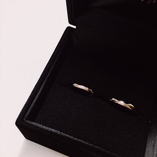 受け取ったときはきれいなリングケースに入れていただきました。