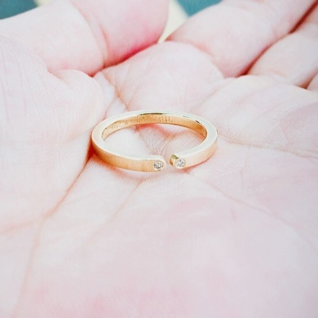 孫悟空の頭の輪っかみたいなリンク