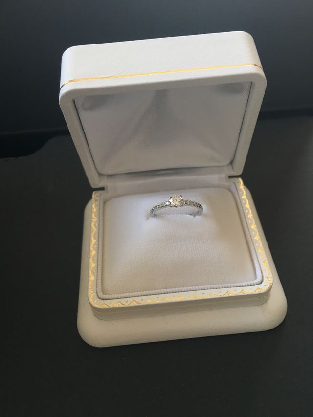 鑑定書付きのものを買いました