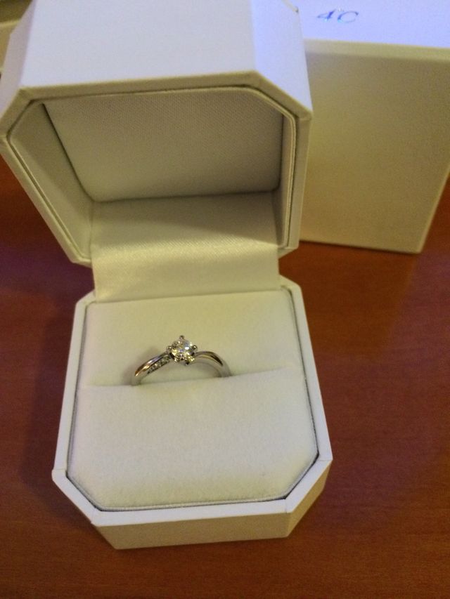 シンプルながらも素敵なデザインです。