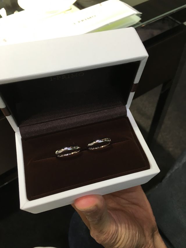 素敵な箱に収めてくれました