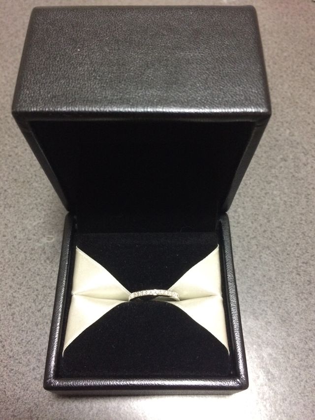 ハーフエタニティリング