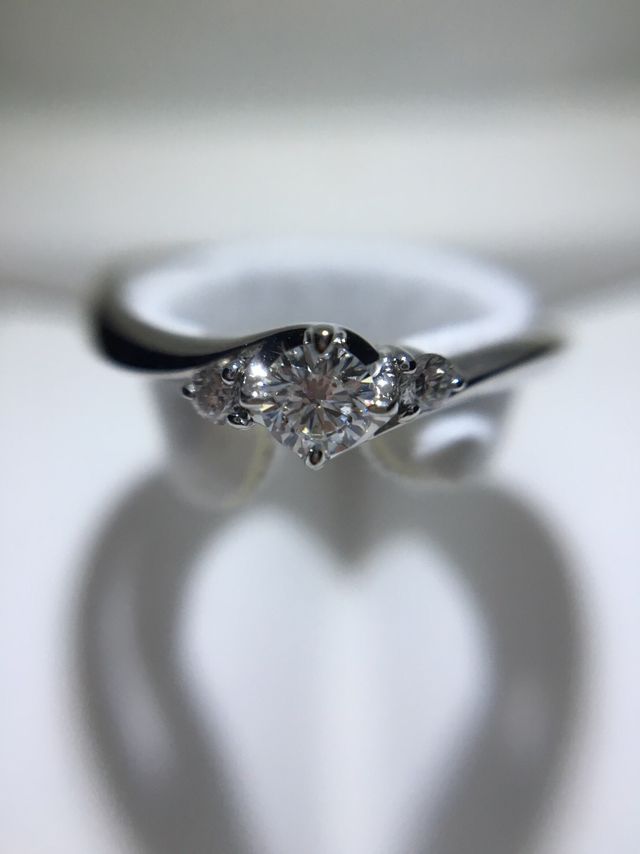 婚約指輪