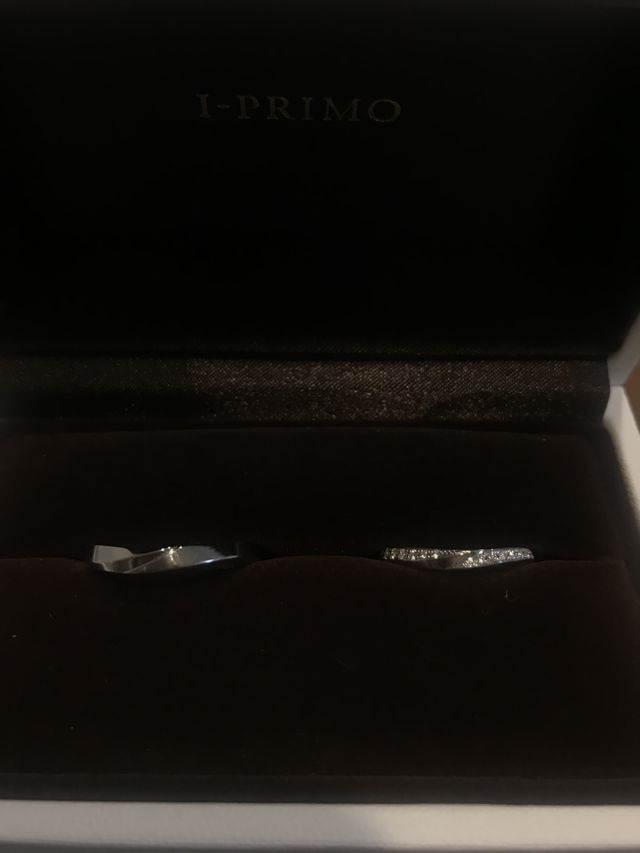 シンプル希望やったけどダイヤ入れちゃった