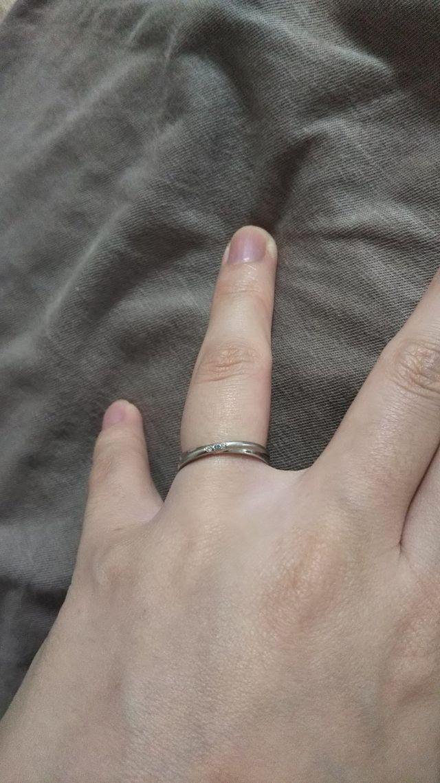 ３つのダイヤは色の変更が可能です。