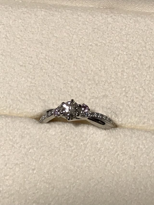 婚約指輪