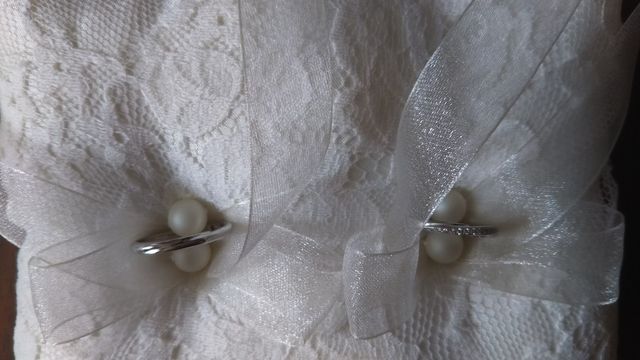 プレゼントのリングピローもかわいいです