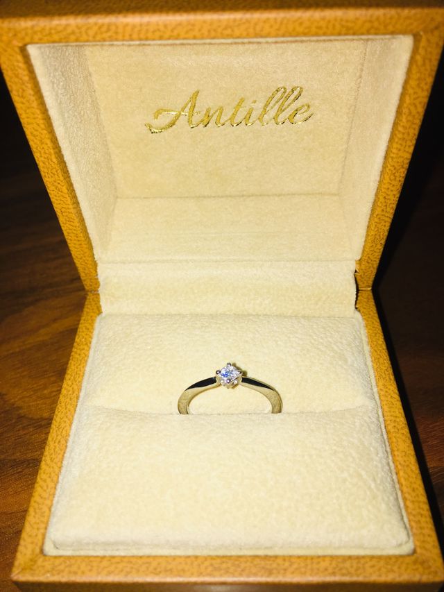 婚約指輪です！