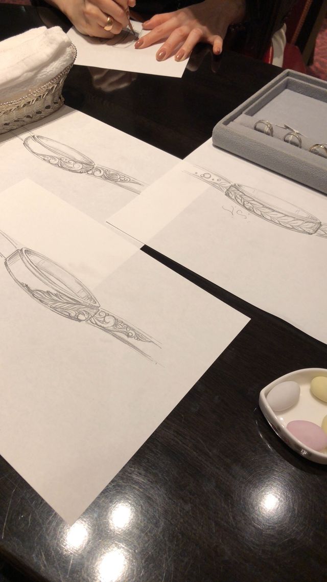 フルオーダーで希望を伝えてその場でデザインにしてもらいました