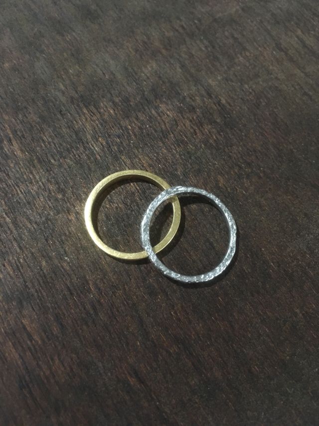 2つのテクスチャ、ミルキーウェイ（左）とムーン（右）のリング