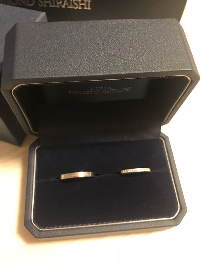 念願のキラキラダイヤの指輪です(*&acute;-`)