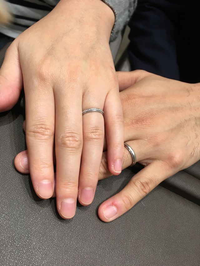 指輪をはめた時