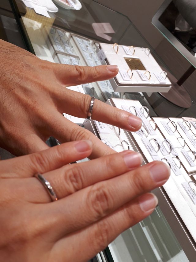 二人で試着してみました