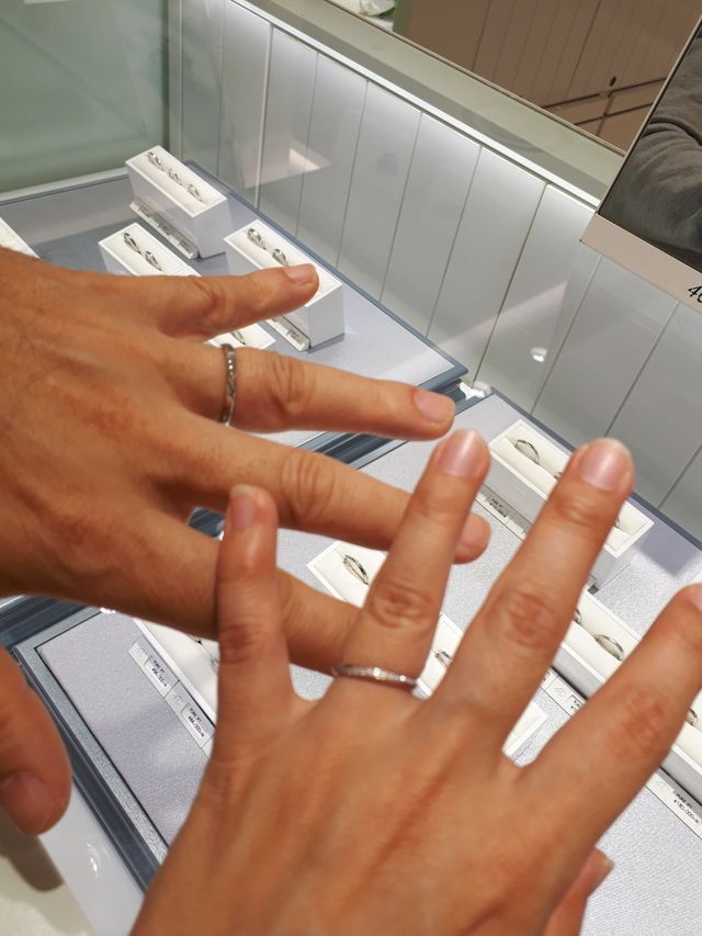 二人で訪問し、試着しました