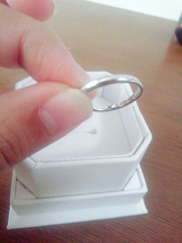 わかりづらいですがミッキーのブルーダイアと刻印してあります。