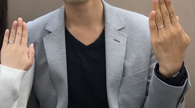 いろいろ試着し、やっと欲しい指輪が見つかりました◡̈♥︎