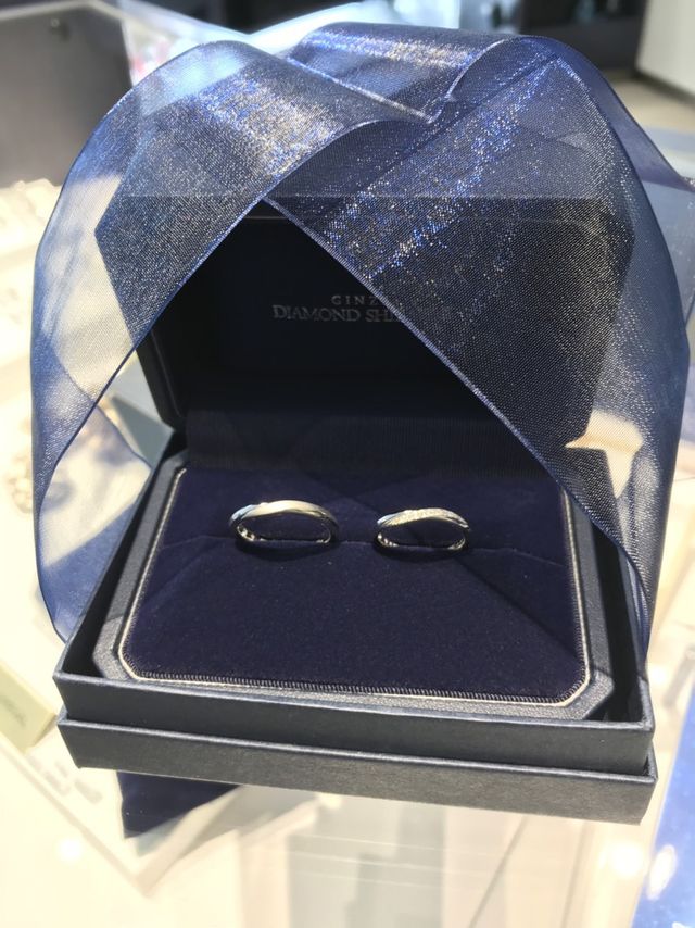 着け心地もデザイン性も良く、非常に素敵な指輪と出会いました。