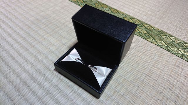 銀座ダイヤモンドシライシで購入しました。