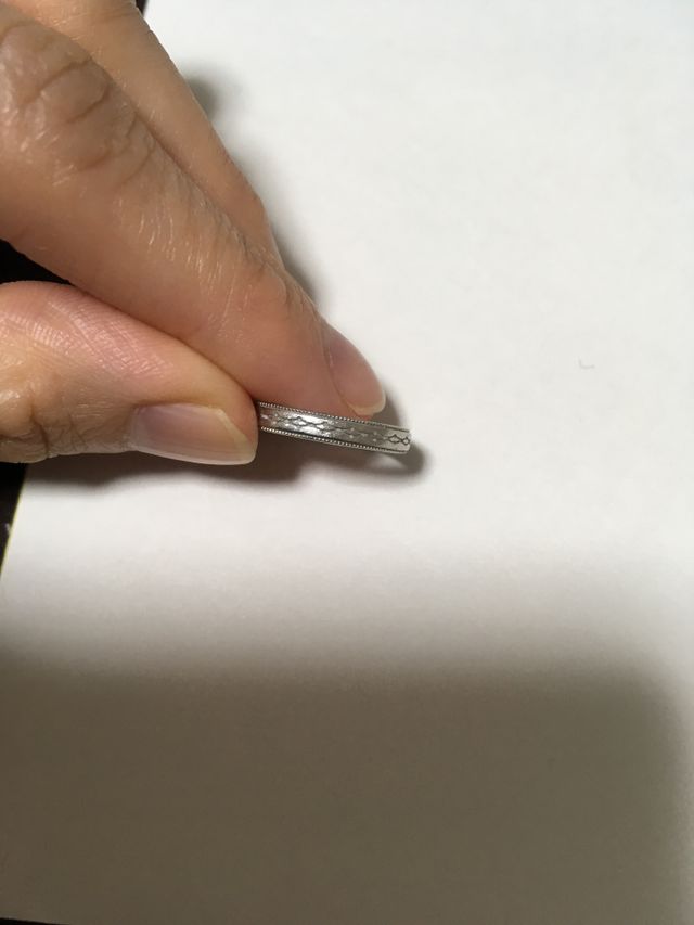 毎日つけても飽きないデザインをえらんだ