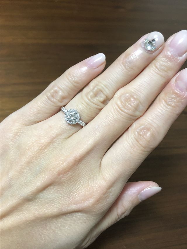 主人の母から貰った指輪のダイヤをリフォームして頂きました。