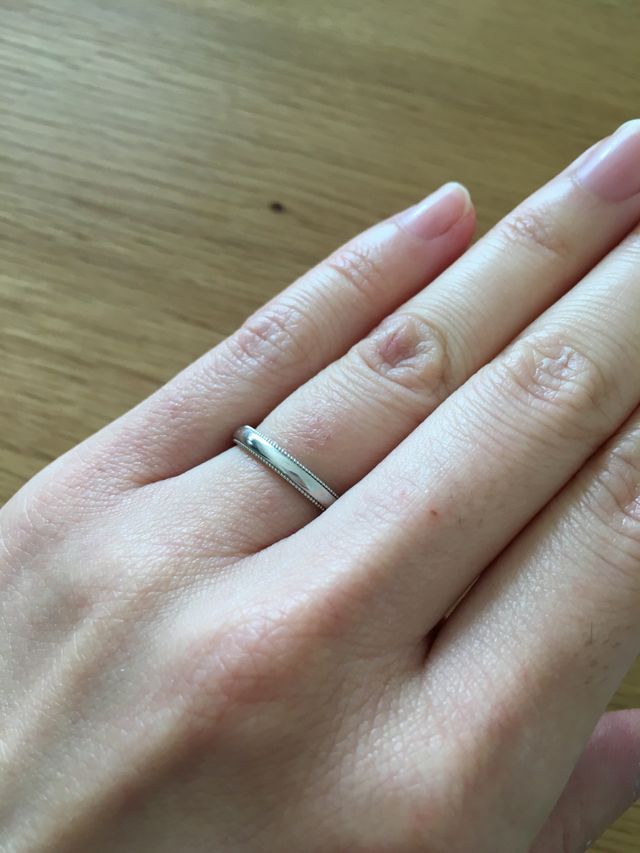 ミル打ちのプラチナリング