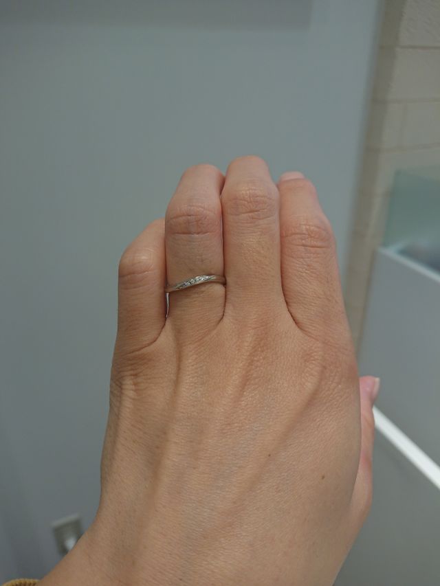 ウェーブラインの指輪