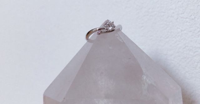 内側には2人の名前を刻印して貰いました。