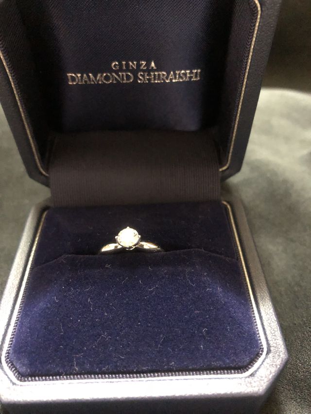 結構大きめなダイヤです。