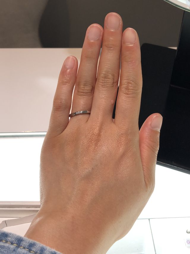 シンプルですが、ずっと愛用できるデザインで購入しました