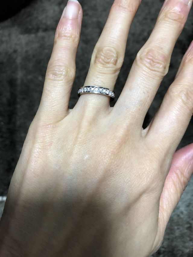 ダイヤモンド剥き出しになってないため、傷がつきにくいです。