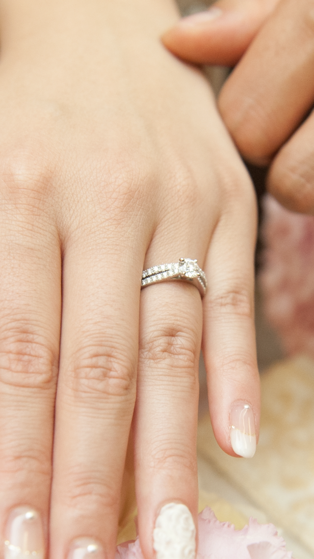 リングが細いので、重ね付けすることも可能です。