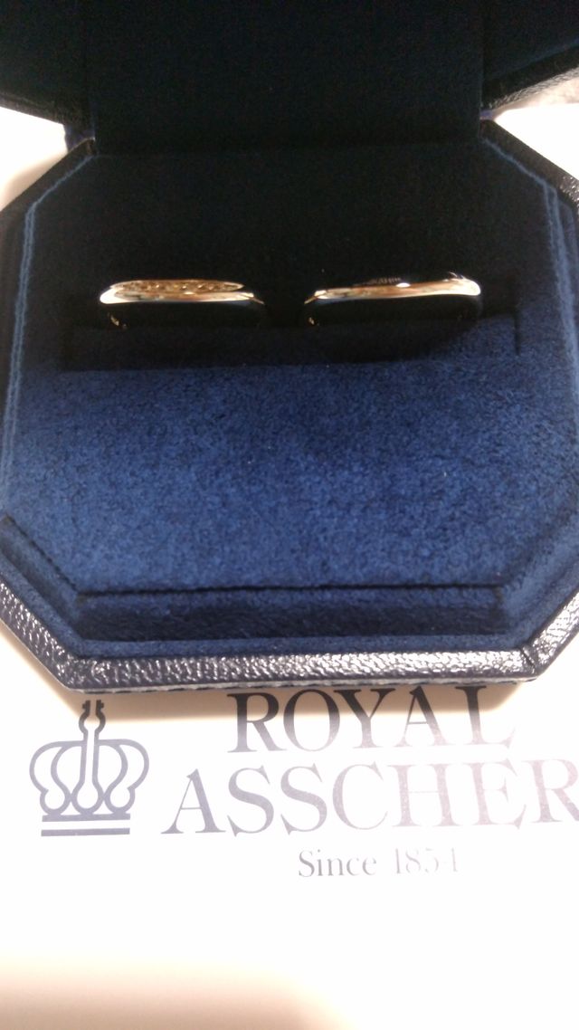 角の無い円やかなデザインが私達のイメージにぴったりです。