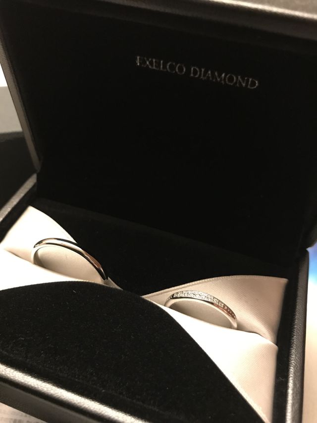 適度にメレダイヤが散りばめられている。お気に入り