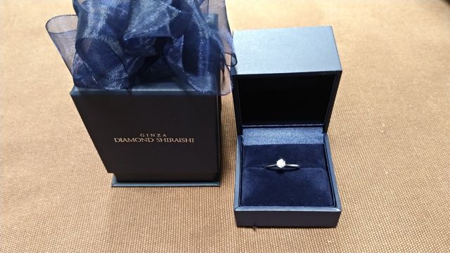 プロポーズ用のリングです。